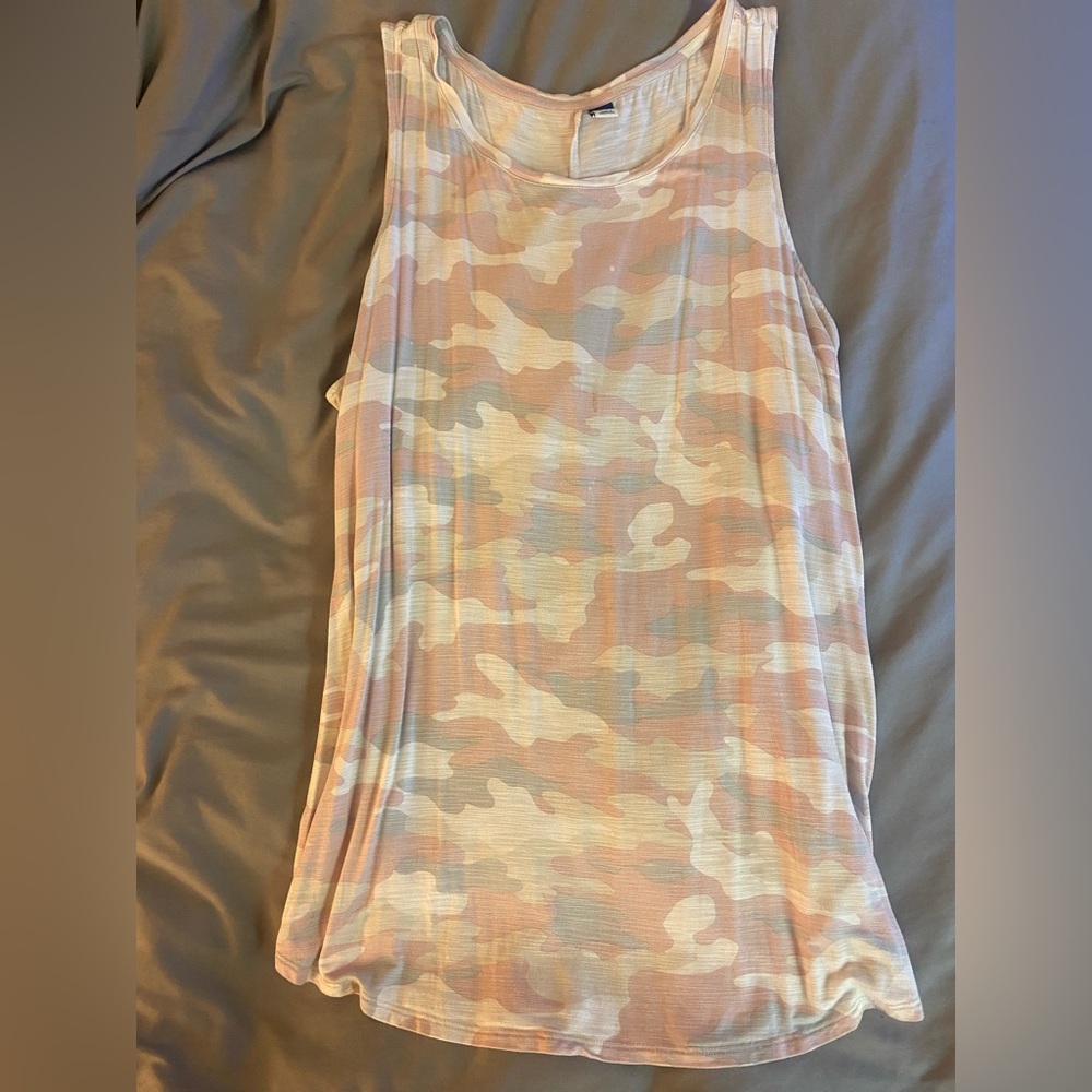 Luxe Camo Swing Top